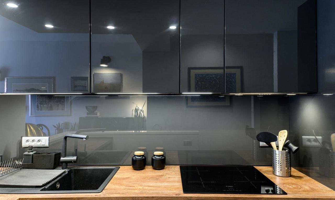 Designer Two-Bedroom Apartment Сплит Екстериор снимка
